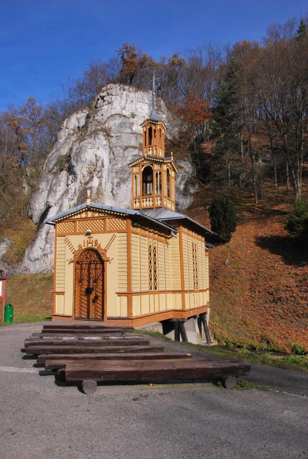 Pokoje Goscinne U Grazyny Ojcow Exterior foto